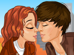 School Girl's First Kiss - GirlsUGames